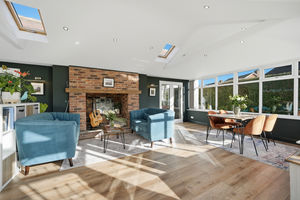 Garden room- click for photo gallery